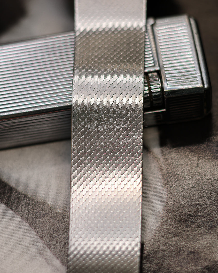 Eterna TV cadran "Sunburst" Bracelet intégré Réf 3438047 41 (1979)