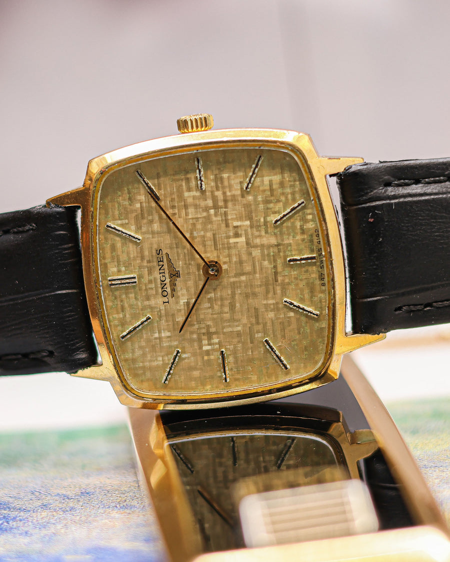 Longines Coussin vintage cadran linen 1970 réf 187102441 - bracelet