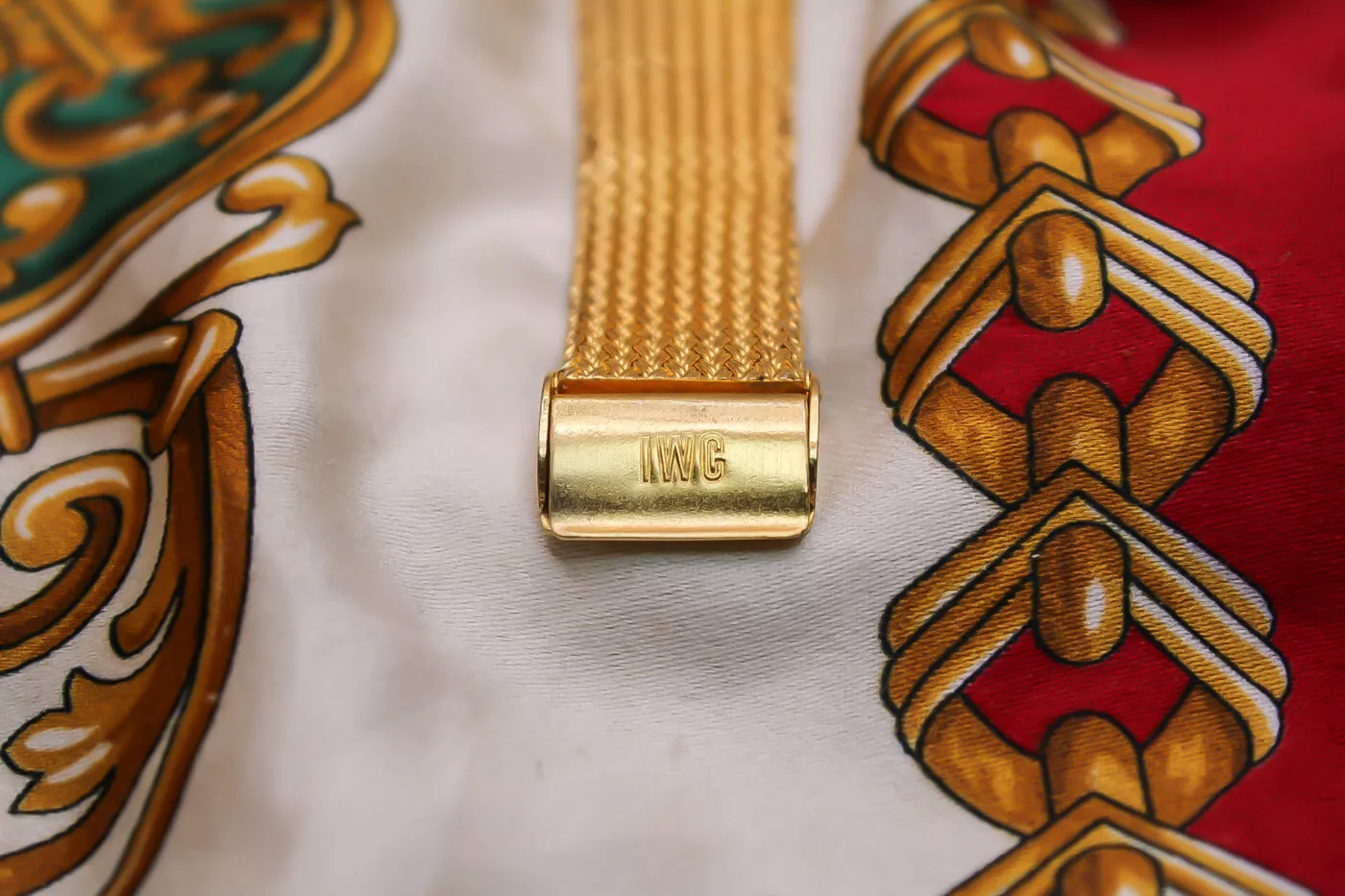 montre iwc ellipse vintage